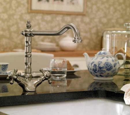 Lamona Antique Pewter Style Monobloc Tap