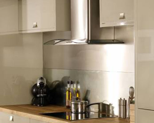 Stainless Steel and Glass Chimney Extractor and Ceramic Hob