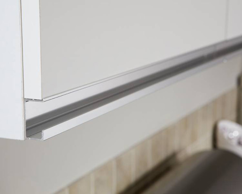 Integrated Pull Handle