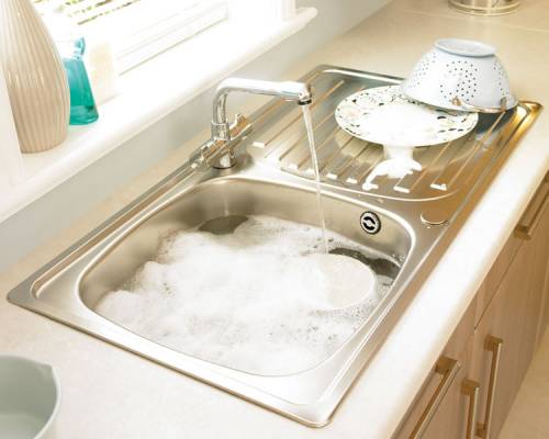 Single Bowl Sink with Lamona Hi-Tech Monobloc Tap